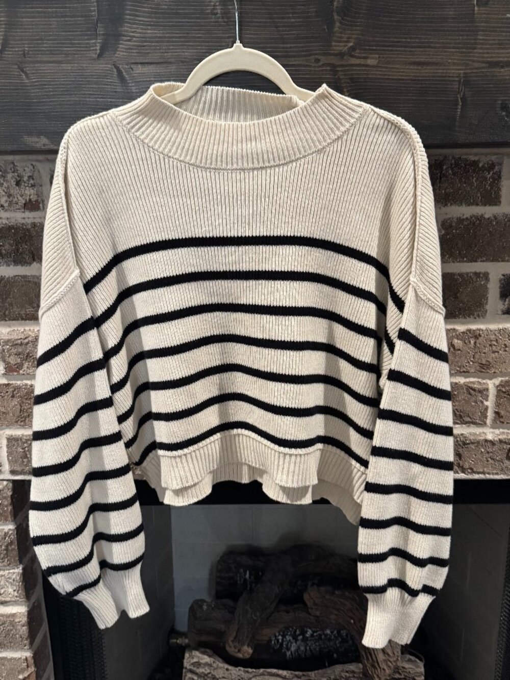 lu Pepper Women Cream Black Striped Knit Sweater Pullover Long Sleeves Large L